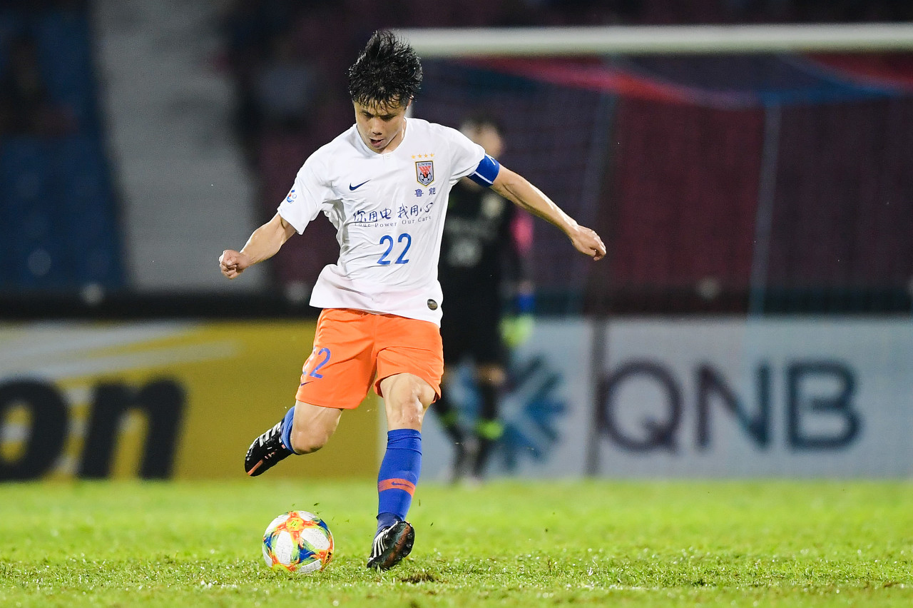 爱游戏在线清晨体能课后；上海久事单刀错失备战中超；震撼外界；更衣室氛围转暖的简单介绍