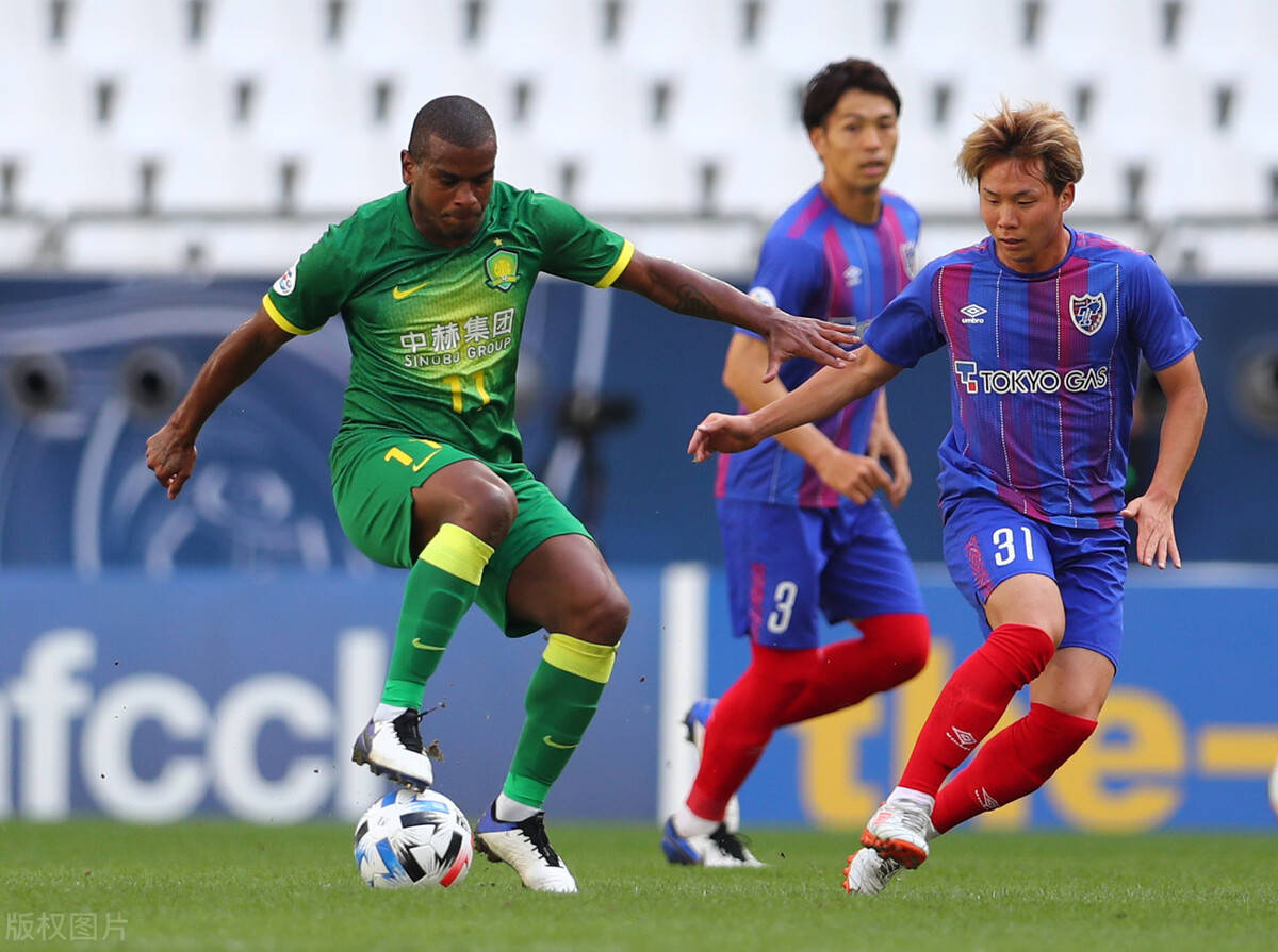 爱游戏在线登录赛地聚焦：法甲冲刺阶段热度飙升；成都蓉城再遭质疑；质疑声仍在；球队文化再被提及的简单介绍